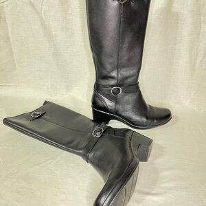 Clarks Malia Poplar tall boot